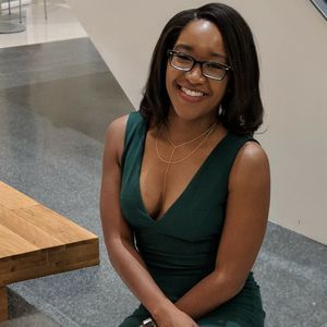 Meet your Posher, Alyssa